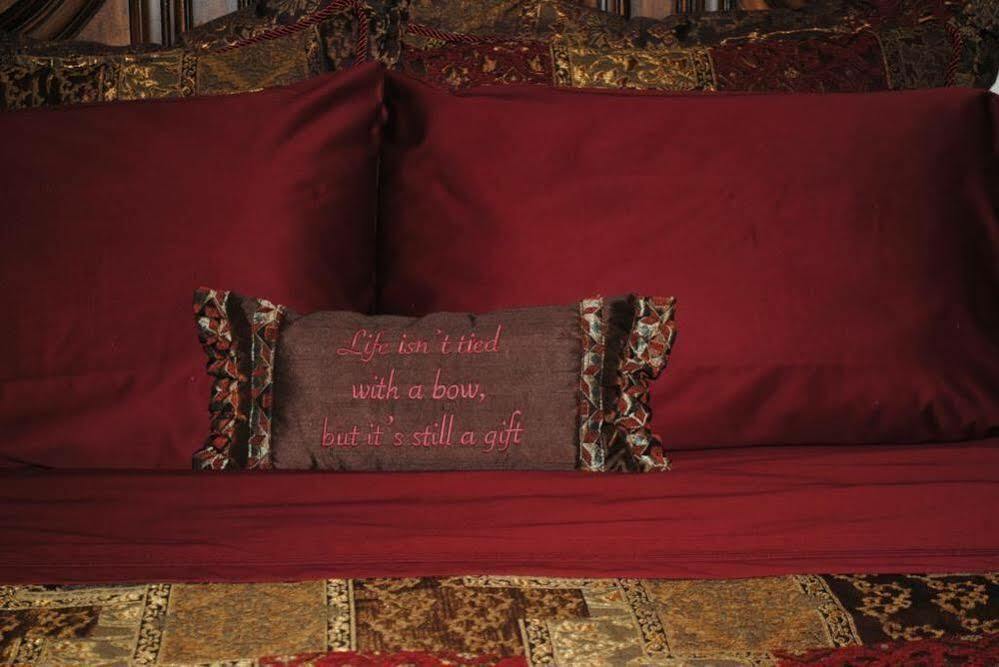 Trinkle Mansion Bed & Breakfast วิธวิลล์ ภายนอก รูปภาพ