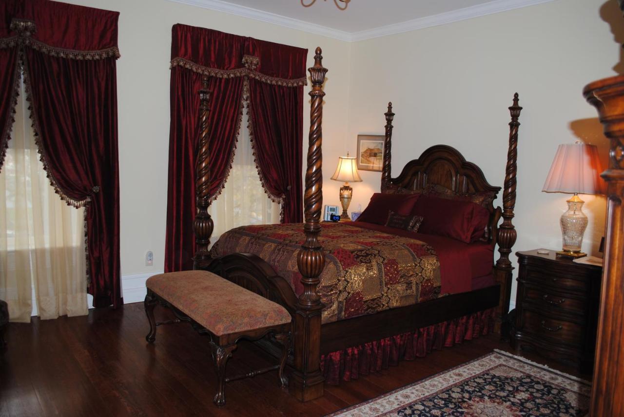 Trinkle Mansion Bed & Breakfast วิธวิลล์ ภายนอก รูปภาพ