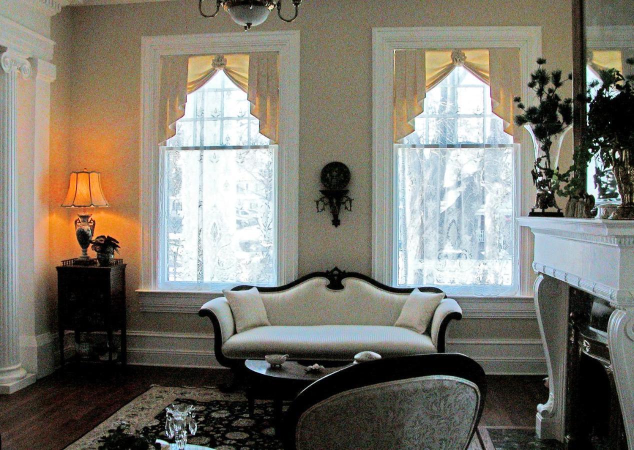 Trinkle Mansion Bed & Breakfast วิธวิลล์ ภายนอก รูปภาพ