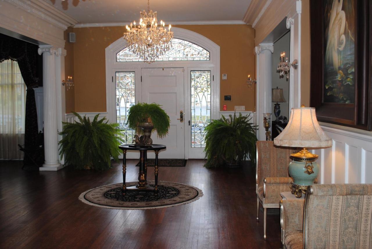 Trinkle Mansion Bed & Breakfast วิธวิลล์ ภายนอก รูปภาพ